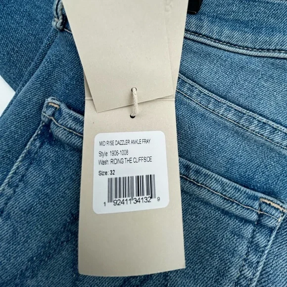 NWT $238 MOTHER Mid Rise Dazzler Ankle Fray Riding The Cliffside - Picture 5 of 9